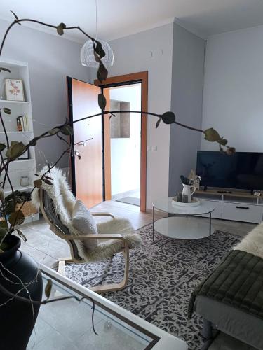 Almopia Apartment | Zoe's House