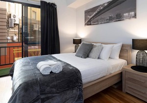 19 Jump on James Northbridge carbay pool sleeps 2, disabled access