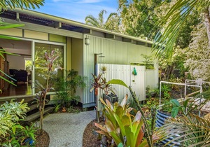 2 Naiad Court - Rainbow Shores
