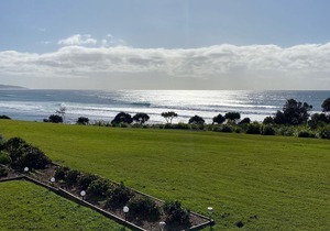 21 The Quarterdeck Stylish waterfront accommodation