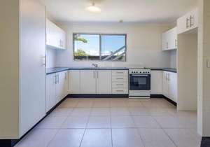26 Rumbalara Avenue Rainbow Beach Aircon Walk To Beach