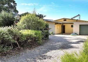 27 Kanangra Street, Pambula Beach