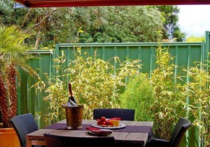 2YO Unique 2Bed Home 100M to Beach