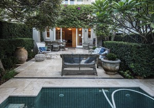 4 bedroom terrace home, with outdoor bbq refreshing plunge pool.
