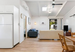 Abbey Beach Shack - Pet Friendly accommodation in beautiful Abbey!