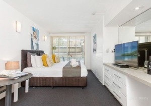 Absolute Hastings Street, Noosa Studio