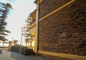Adelaide's Seaside Location - Glenelg Beach: Seafield Apartment No. 3, First-floor