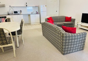 Adelaide's Seaside Location - Glenelg Beach: Seafield Apartment No. 5, Upstairs, Shared balcony