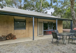 Aireys Retreat ID - AI103