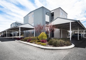Airport Apartments by Vetroblu