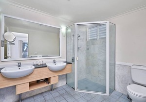 Alassio 1 Bedroom Beachfront 302-1 Palm Cove