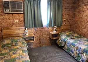 Alyn Motel