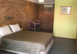 Alyn Motel
