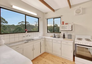 Amazing waterfront views, scenery, bird-life, free kayaks & private jetty