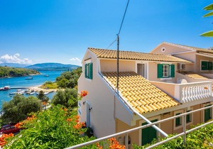 Anna: Walk to Beach, Sea Views, A/C, WiFi, Car Not Required - 3426 in Agios Stefanos