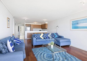 Apartment 11 Pacific Apartments