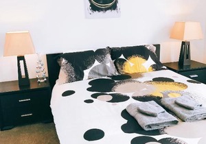 Ashfield Modern Apartment