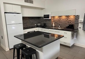 Austral Place 88 via Merri River
