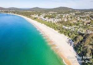 Bay Parklands 69 large unit with views pool tennis court and spa