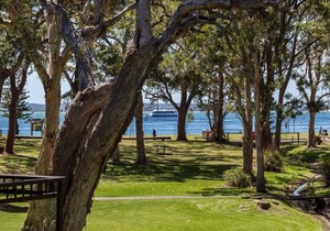 Bay Parklands Unit 28 2 Gowrie Avenue