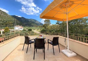 Beach Front Apartment In Nafpaktos With Wifi in Nafpaktos