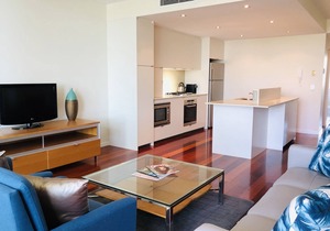 Beachfront Cabarita Beach - Pool & Mountain Views - 2 Bed Apartment