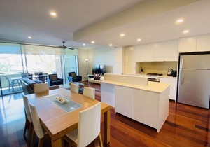 Beachfront Cabarita Beach - Pool & Mountain Views - 2 Bed Apartment