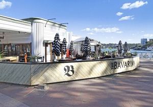 BEACHSIDE BEAUTY IN MANLY- APT 2