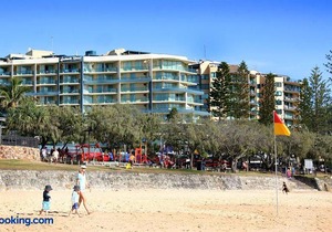 Beachside Mooloolaba Apartment with a View