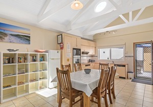 Black Dolphin Waterfront Townhouse- Bay Views- Spa