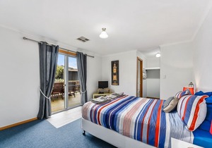 BLUE FIN part of BLUE FIN HOLIDAY HOMES - Free Wi-Fi & Pet friendly