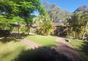 Boambee Bay Resort