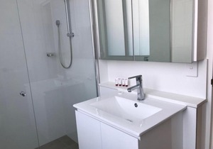 Brand new apartment near Ashfield station