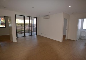 Brand new apartment near Ashfield station