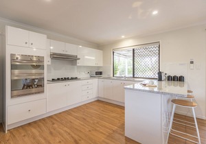 Briar Rose Cottages - Cedar Cottage