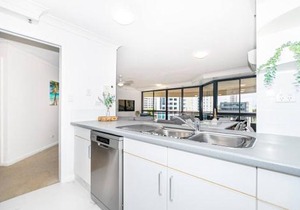 Broadbeach Victoria Square