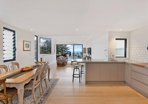 Bronte Beach House with Ocean Views