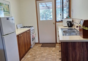 Cabin 2- Emerald Park