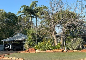 Cable Beach Haven - 3BR house with pool, 5 minutes walk to Cable Beach