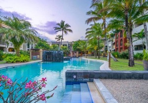 Cairns · Resort Living★12min to Airport★Private Pool for 8★Free WiFi★Parking