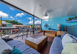 Central 1 bedroom unit