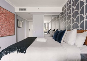 Central City Abode Su