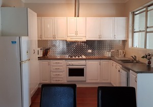 Central Mandurah - 3 x 1 - Fully Fenced - Great parking