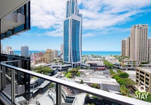 Circle on Cavill, 1 Bedroom Ocean Family Apartment Surfers Paradise
