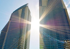 Circle on Cavill – 1 Bedroom Ocean Spa Unit, Surfers Paradise