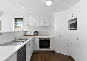 Classy Boutique Townhouse - Unit 6 - 12 William Street, Noosaville