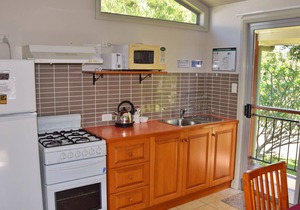 Coast & Country Cabin 2