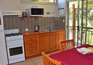 Coast & Country Cabin 3