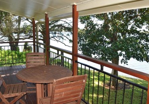 Coast & Country Cabin 6