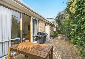 Coastal Days - pet friendly, parks, shops & beach